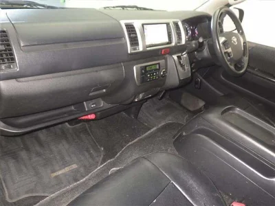 TOYOTA REGIUS ACE VAN