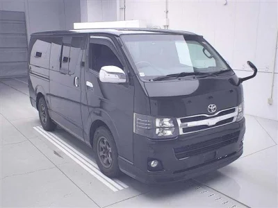 TOYOTA REGIUS ACE VAN