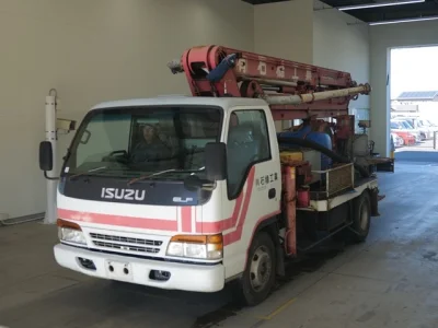 ISUZU ELF