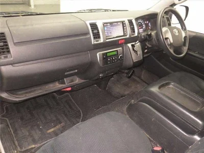 TOYOTA REGIUS ACE VAN