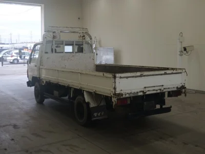 TOYOTA DYNA