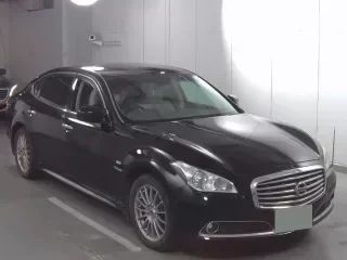 NISSAN CIMA 1