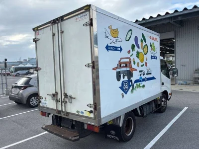 TOYOTA DYNA