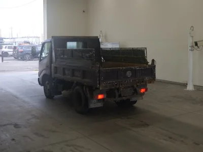 TOYOTA DYNA