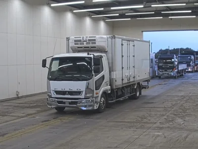 MITSUBISHI FUSO FIGHTER