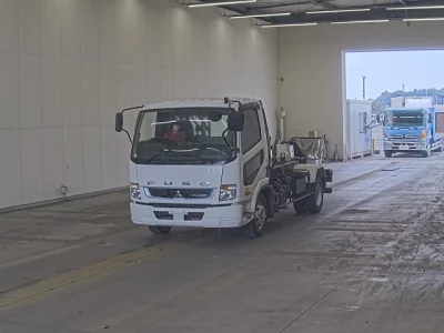 MITSUBISHI FUSO FIGHTER