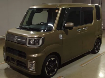 TOYOTA PIXIS MEGA