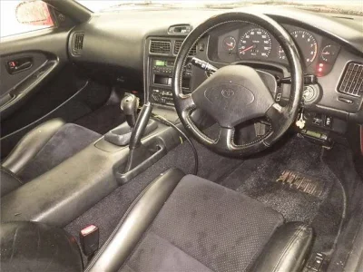 TOYOTA MR2
