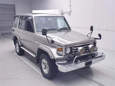TOYOTA LAND CRUISER