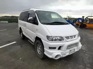 MITSUBISHI DELICA