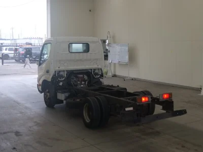 TOYOTA DYNA