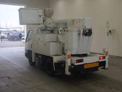 MITSUBISHI CANTER