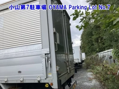 MITSUBISHI CANTER