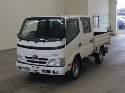TOYOTA DYNA