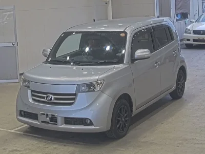 TOYOTA BB