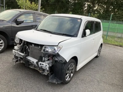 TOYOTA BB
