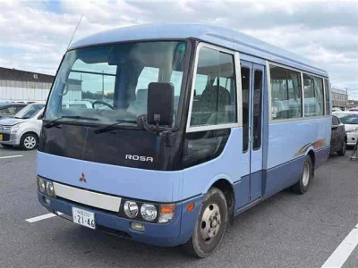 MITSUBISHI FUSO ROSA 4