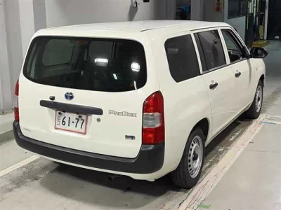 TOYOTA SUCCEED