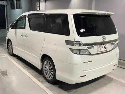 TOYOTA VELLFIRE