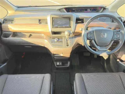 HONDA FREED+