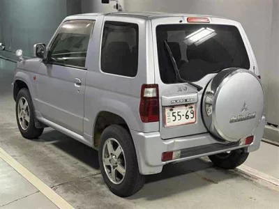 MITSUBISHI PAJERO MINI