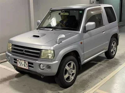 MITSUBISHI PAJERO MINI