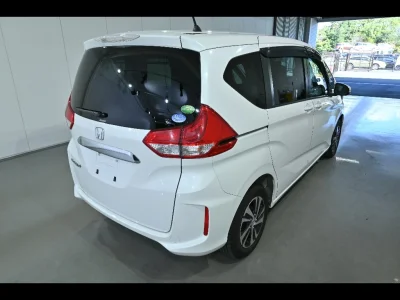 HONDA FREED+