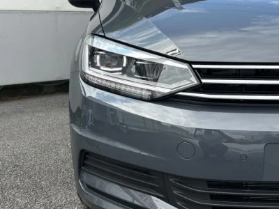 VOLKSWAGEN GOLF TOURAN 4