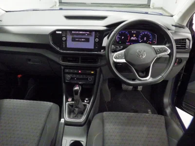 VOLKSWAGEN T-CROSS 3