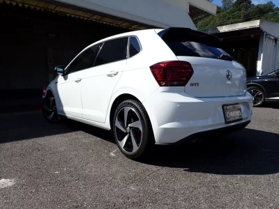 VOLKSWAGEN POLO GTI 2