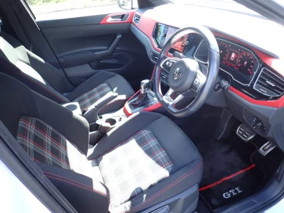 VOLKSWAGEN POLO GTI 3