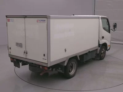 TOYOTA DYNA