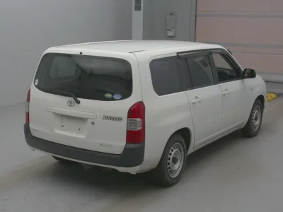 TOYOTA SUCCEED