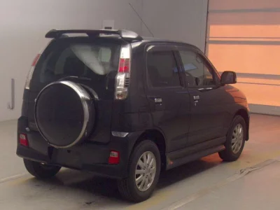 DAIHATSU TERIOS KID