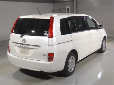 TOYOTA ISIS