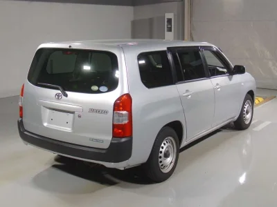 TOYOTA SUCCEED