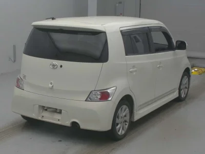 TOYOTA BB