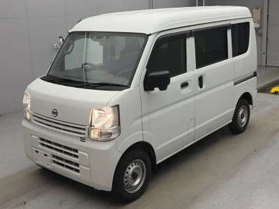 NISSAN CLIPPER VAN