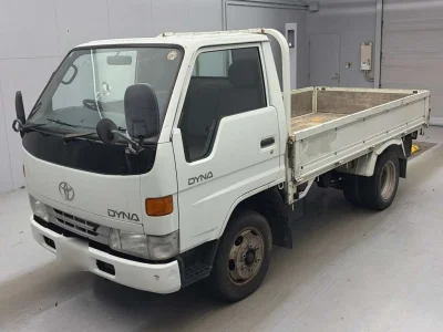 TOYOTA DYNA