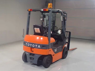 TOYOTA  FORKLIFT 