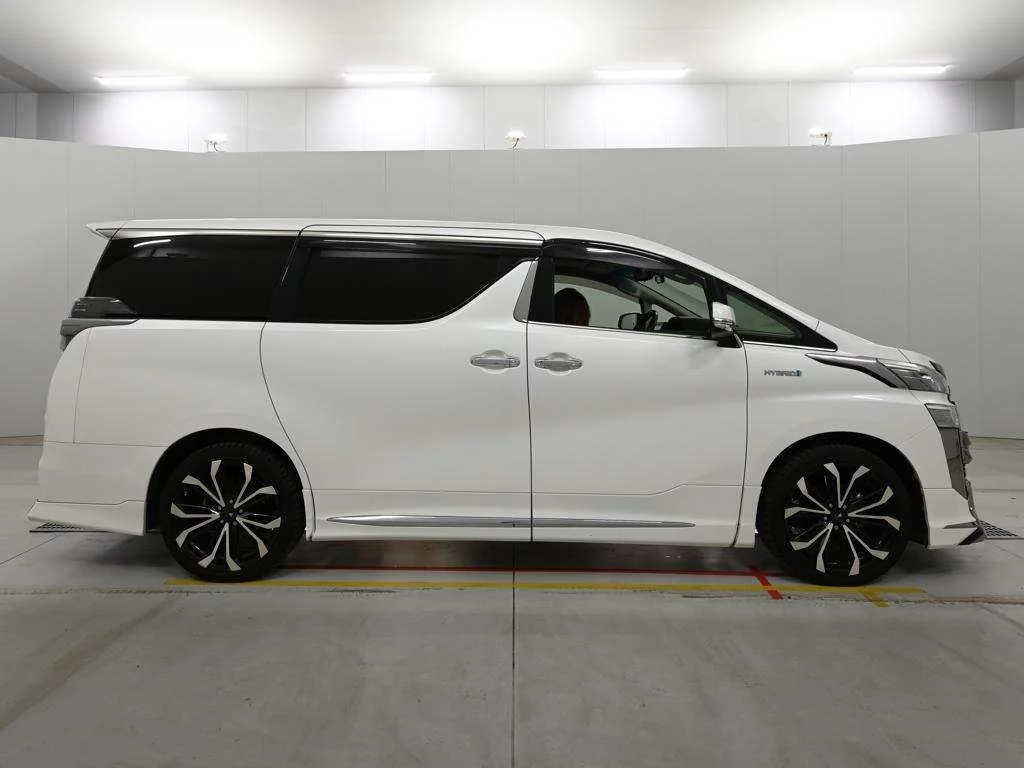 TOYOTA VELLFIRE