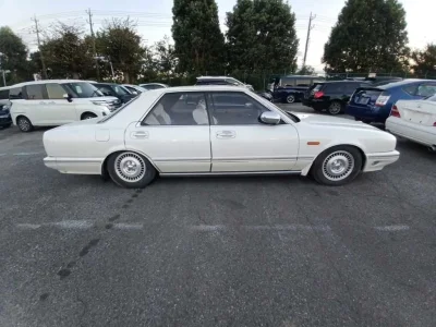 NISSAN CIMA 3