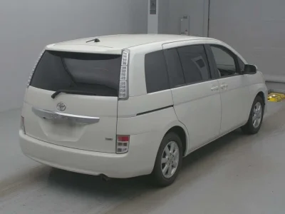 TOYOTA ISIS
