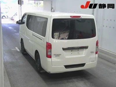 NISSAN NV350 CARAVAN