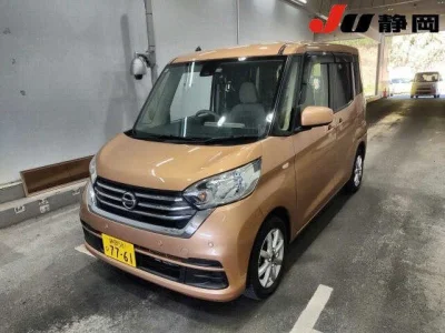 NISSAN DAYZ ROOX