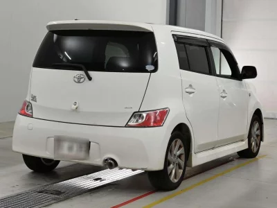 TOYOTA BB