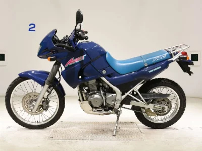 Мотоцикл из Японии Kawasaki KLE250