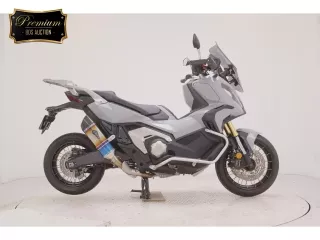 Honda X-ADV750-2