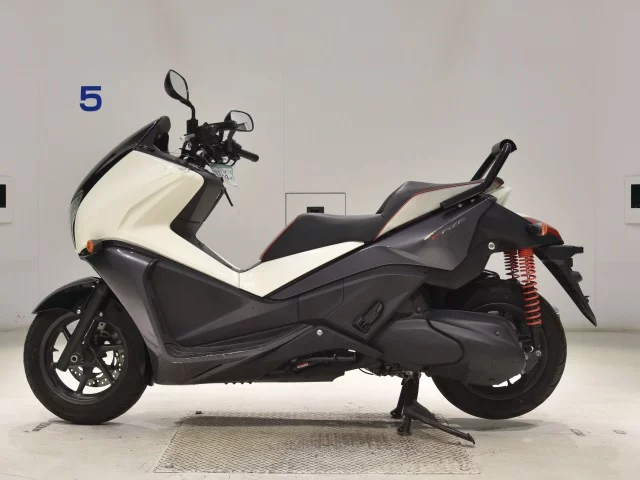 Honda PHASES  с аукциона в Японии
