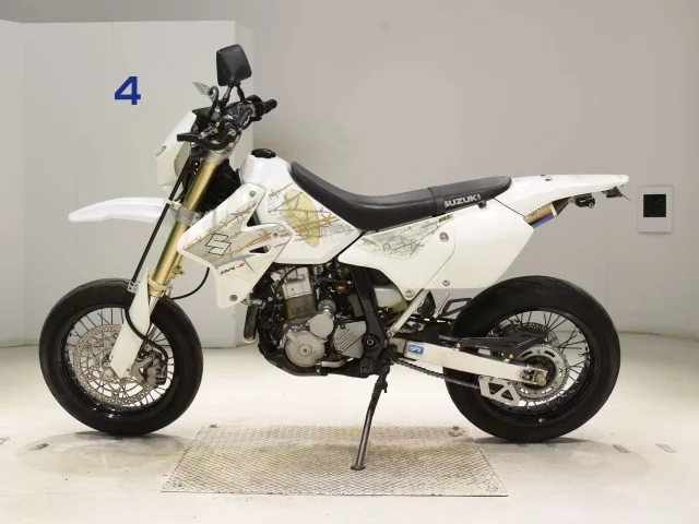 Suzuki DR-Z400SM  с аукциона в Японии